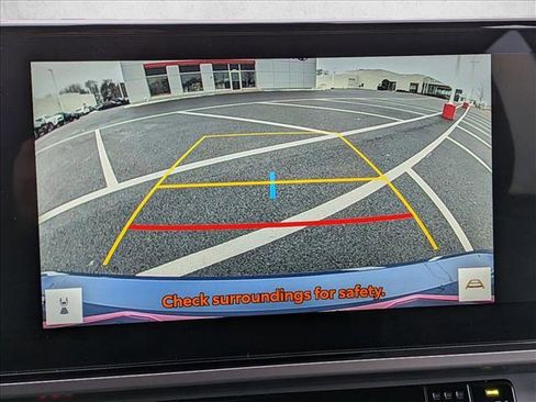 Used 2026 Toyota Camry SE image 13