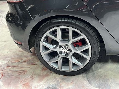 Used 2013 Volkswagen GTI Wolfsburg Edition FWD image 33