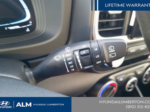 New 2026 Hyundai Venue SE FWD image 29