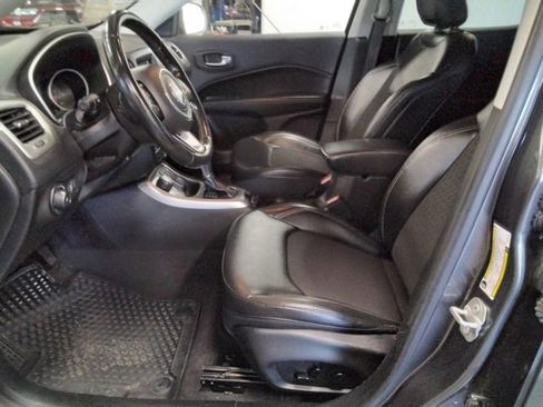 Used 2021 Jeep Compass Latitude w/ Convenience Group image 9