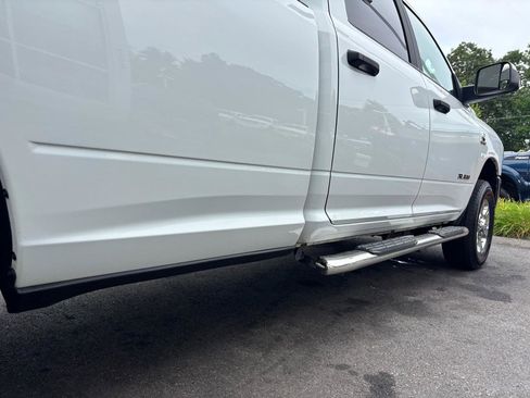 Used 2022 RAM 3500 Big Horn AWD/4WD image 16