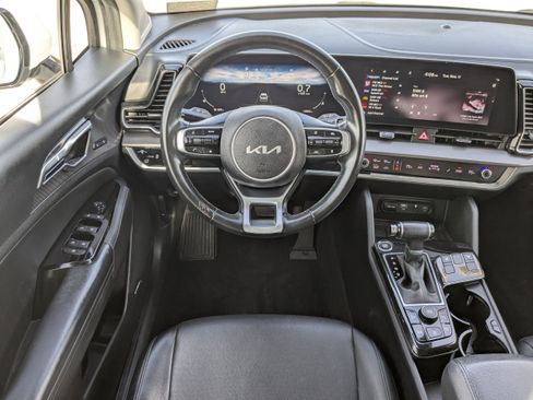 Certified 2023 Kia Sportage SX image 19