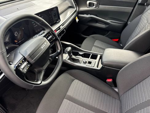 New 2026 Kia Sorento LX image 9