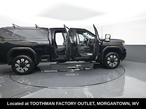 Used 2023 GMC Sierra 3500 Denali w/ Denali Ultimate Package AWD/4WD image 30