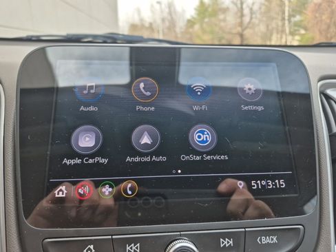 Used 2020 Chevrolet Malibu LS image 22