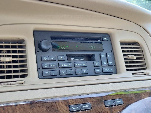Used 2010 Mercury Grand Marquis LS RWD image 15