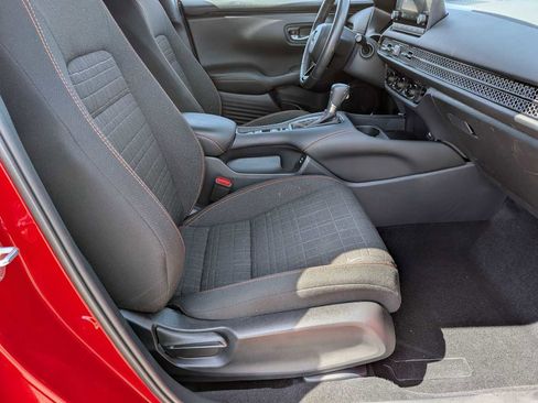 Certified 2025 Honda HR-V Sport image 20