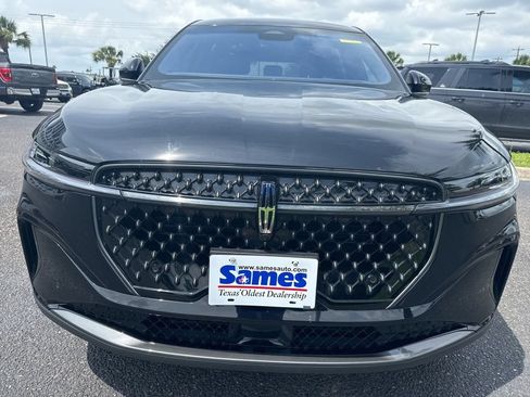 Used 2024 Lincoln Nautilus Premier w/ Jet Appearance Package AWD/4WD image 7