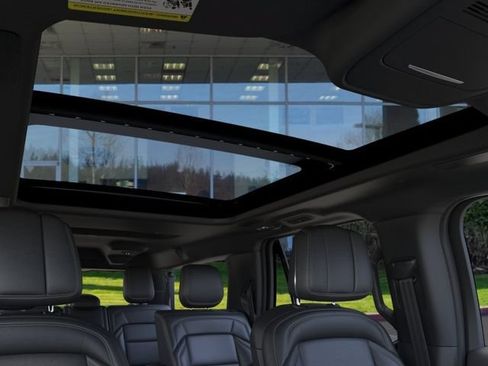 New 2026 Lincoln Navigator L Reserve w/ Jet Appearance Package AWD/4WD image 22