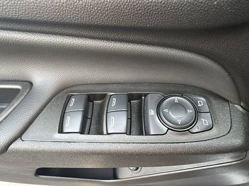 Used 2024 Chevrolet Equinox LT image 15