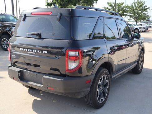 Used 2024 Ford Bronco Sport Outer Banks AWD/4WD image 3