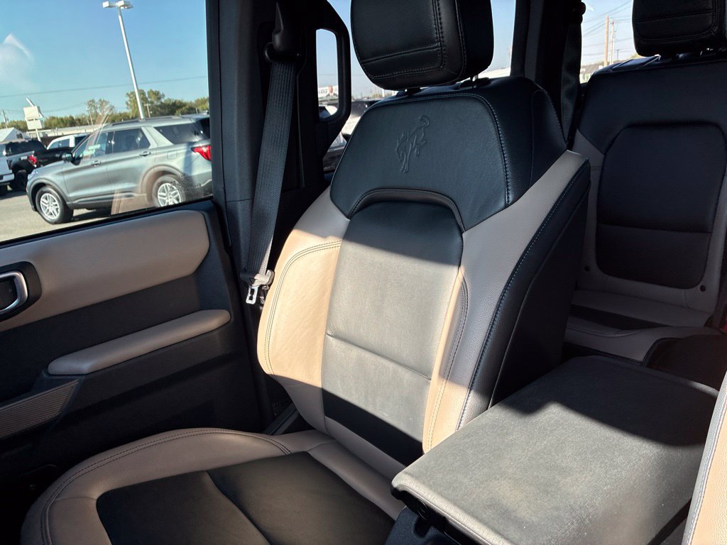 Used 2023 Ford Bronco Wildtrak AWD/4WD image 28