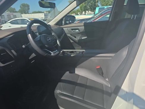 Certified 2023 Nissan Rogue SL w/ SL Premium Package AWD/4WD image 15