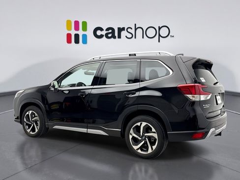 Used 2024 Subaru Forester Touring image 3