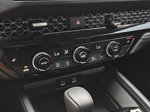 Used 2024 Honda Accord EX-L image 19