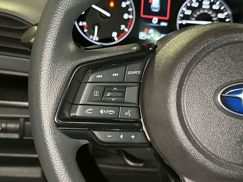 Used 2025 Subaru Crosstrek 2.0i Premium image 23
