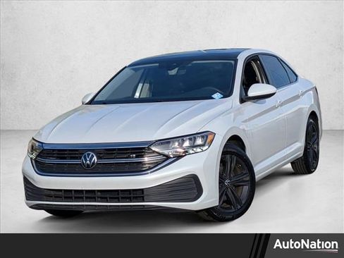 Used 2023 Volkswagen Jetta SE w/ Panoramic Sunroof Package FWD image 1