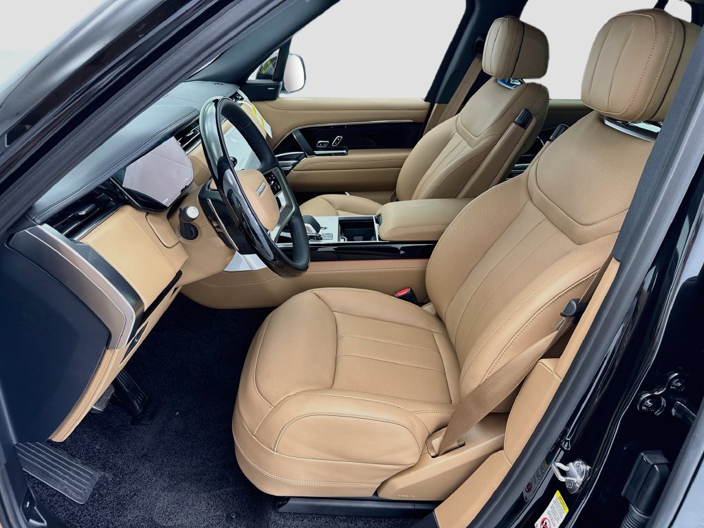 New 2026 Land Rover Range Rover SE AWD/4WD image 17