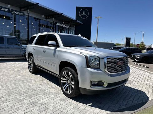 Used 2018 GMC Yukon Denali w/ Open Road Package AWD/4WD image 8
