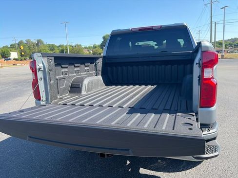 New 2026 Chevrolet Silverado 1500 Custom w/ Turbomax Blackout Package AWD/4WD image 30