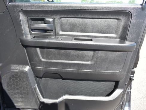 Used 2015 RAM 1500 Express AWD/4WD image 35