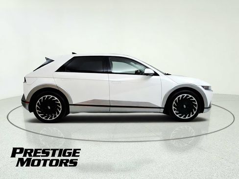Used 2024 Hyundai Ioniq 5 Limited AWD/4WD image 9