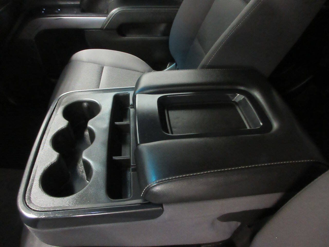 Used 2019 Chevrolet Silverado 1500 LT w/ All Star Edition AWD/4WD image 21