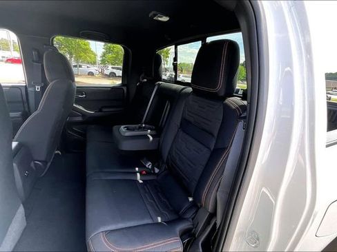 Certified 2025 Nissan Frontier PRO-4X AWD/4WD image 19