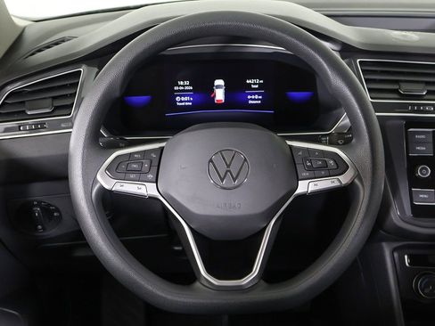 Used 2023 Volkswagen Tiguan S image 37