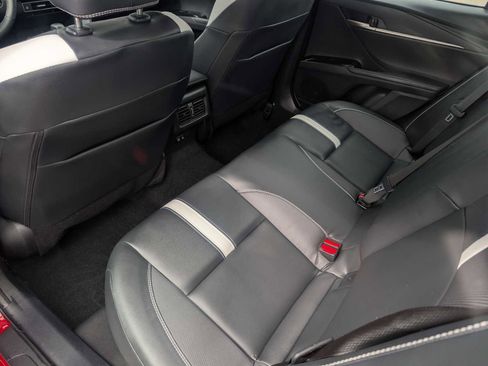 Certified 2025 Toyota Camry SE w/ Convenience Package image 24