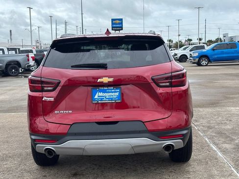 Used 2026 Chevrolet Blazer LT w/ Convenience Package FWD image 10