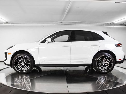 Certified 2026 Porsche Macan image 2