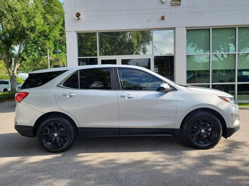 Used 2021 Chevrolet Equinox LT FWD image 6