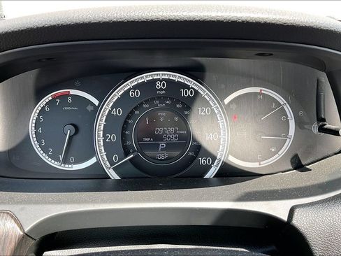 Used 2015 Honda Accord EX-L image 26