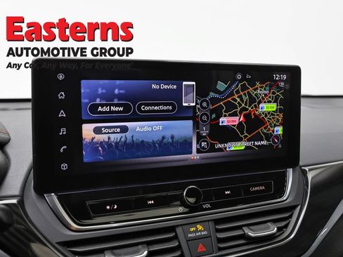 Used 2023 Nissan Altima 2.5 SR w/ SR Premium Package AWD/4WD image 19