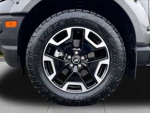 Certified 2023 Ford Bronco Sport Outer Banks w/ Tech Package image 35