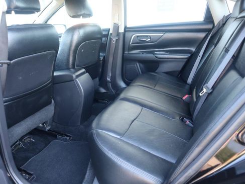 Used 2017 Nissan Altima 2.5 SR w/ Midnight Edition Package FWD image 47