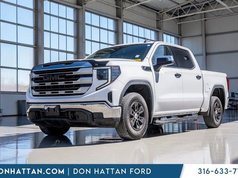 Used 2022 GMC Sierra 1500 SLE image 1