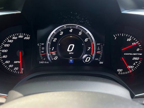 Used 2017 Chevrolet Corvette Stingray Coupe RWD image 12