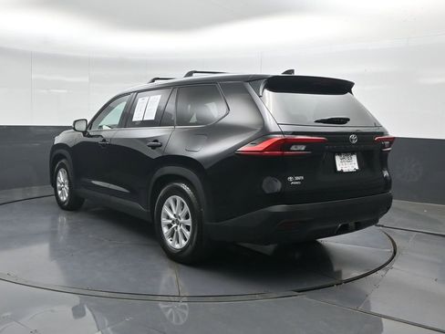 Used 2024 Toyota Grand Highlander AWD image 8