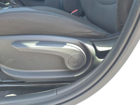Used 2022 Hyundai Accent SE FWD image 16