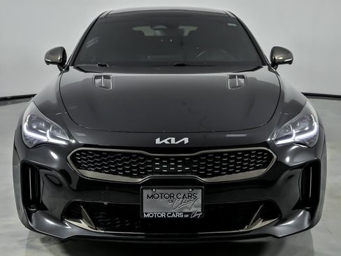 Used 2022 Kia Stinger GT2 image 5