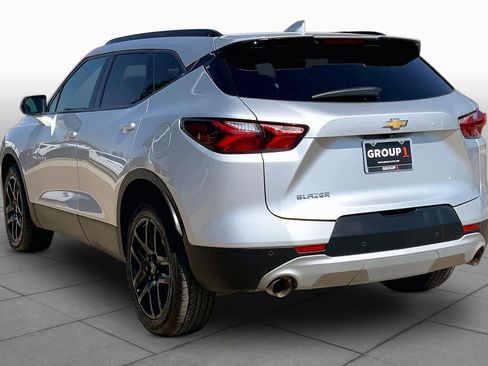 Used 2022 Chevrolet Blazer LT FWD image 12
