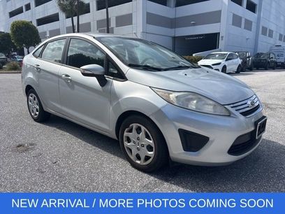 Used 2013 Ford Fiesta SE