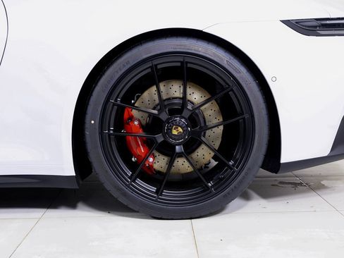 New 2026 Porsche 911 Carrera 4 GTS image 28