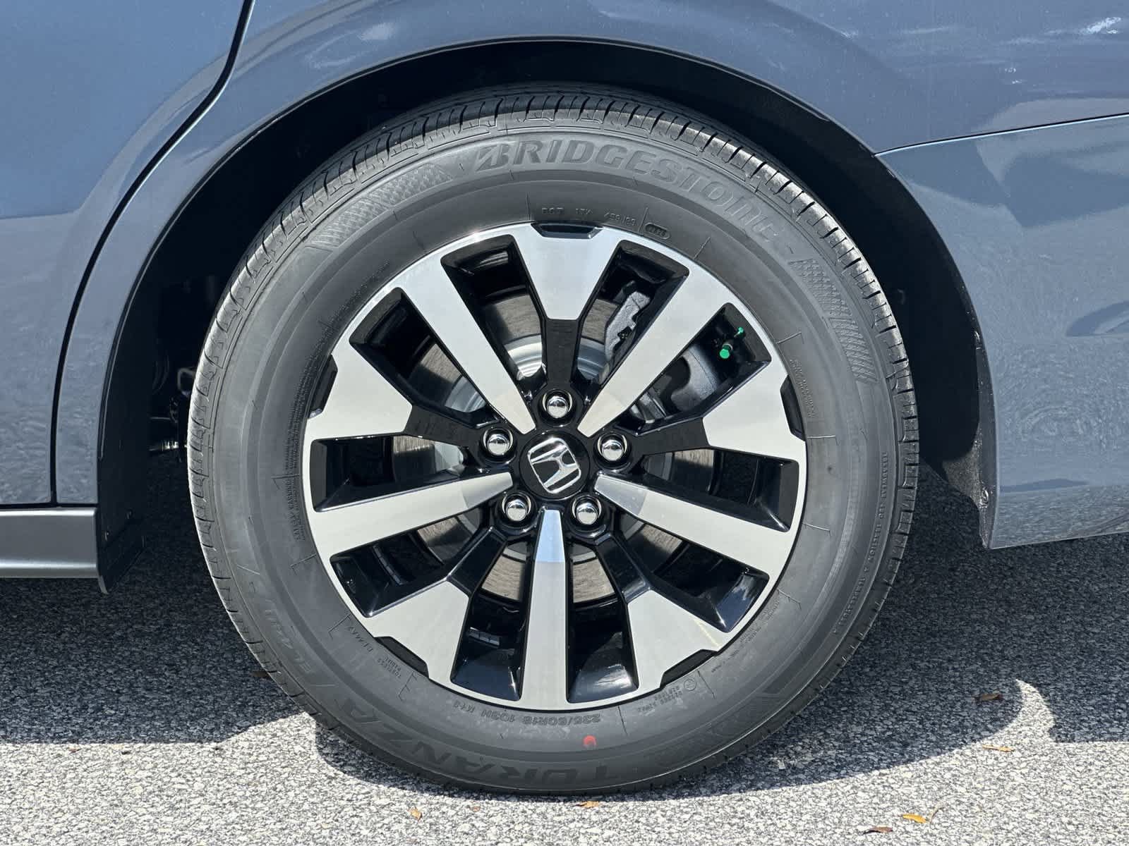 New 2027 Honda Odyssey EX-L image 12