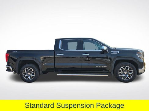 Used 2023 GMC Sierra 1500 SLT w/ SLT Convenience Package AWD/4WD image 17