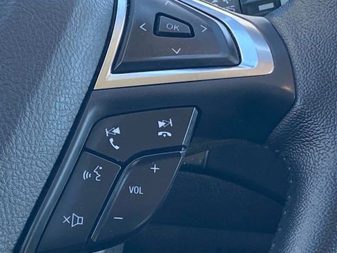 Certified 2022 Ford Edge SEL w/ Convenience Package image 9