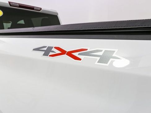 Used 2024 Chevrolet Silverado 1500 Custom image 8