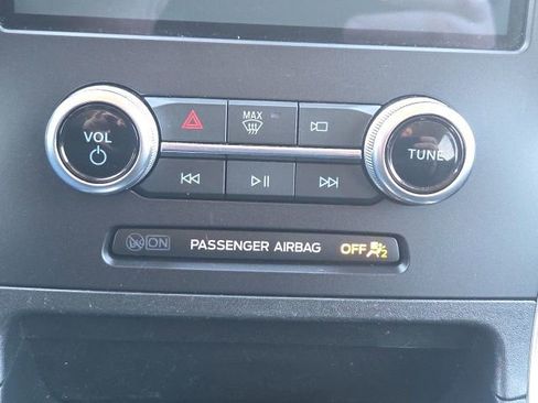 Certified 2024 Ford Edge SE w/ Black Appearance Package image 34